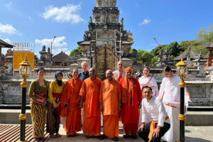 gallery (2) gallery (2)